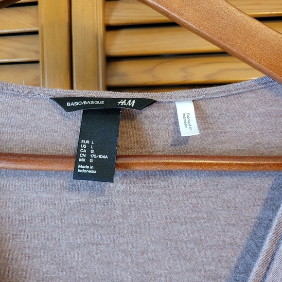 H&M Basic Dark Beige Drape Neck Long Sleeve Top - Picture 4 of 4